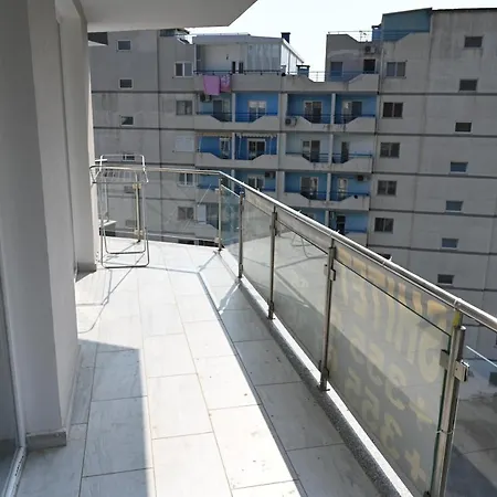 Lägenhet Luxury Vacation - Shëngjin